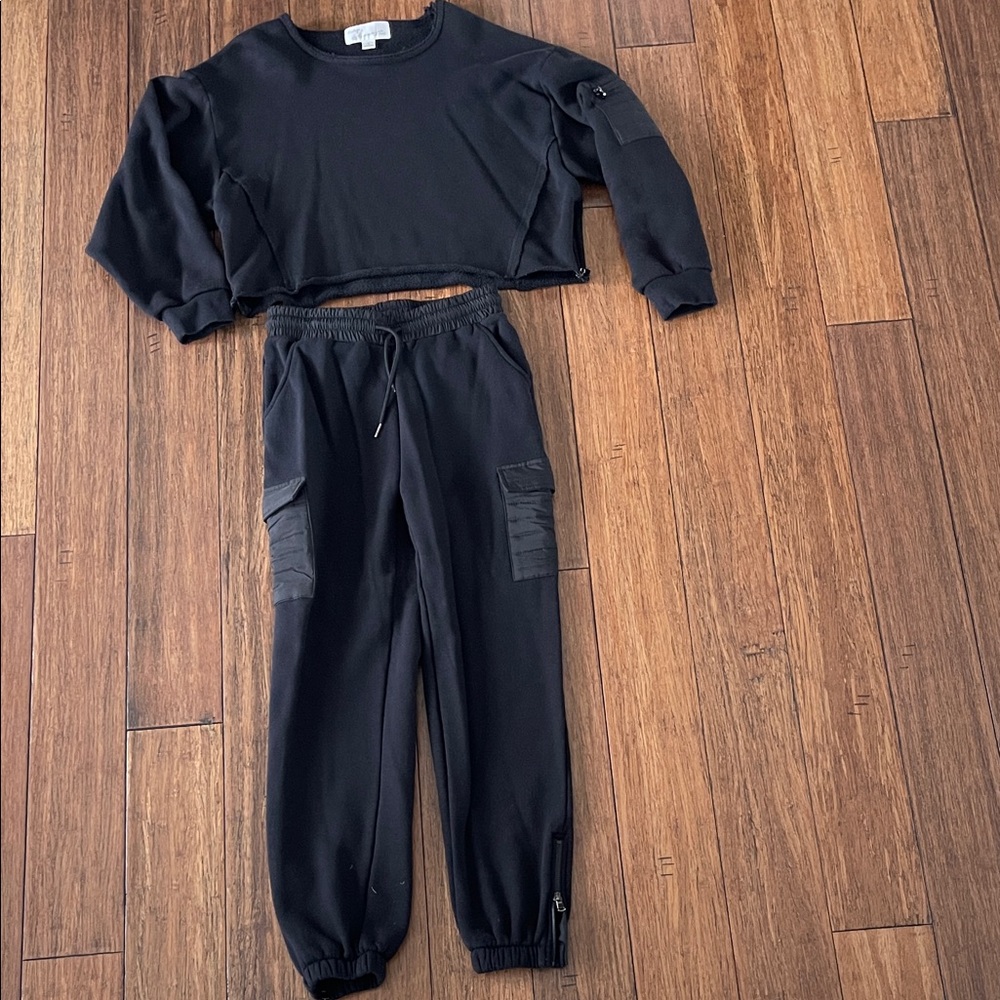 Vintage Havana Black Two-Piece Set